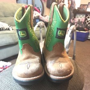 John deere boots size 4